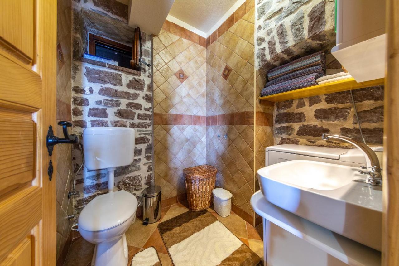 Old Stone House Villas Tivat Bagian luar foto